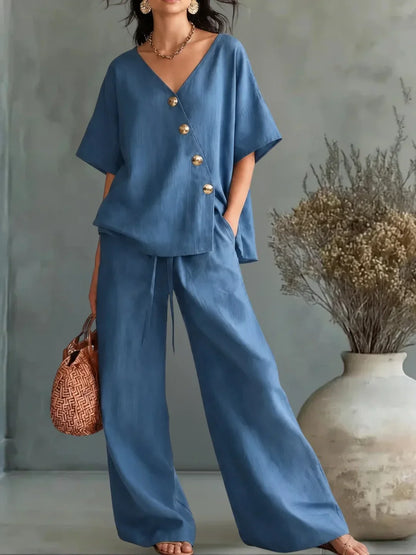 Šárka | Komplet s výstřihem do V a knoflíky