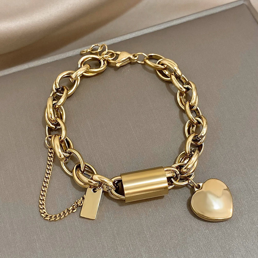 Pulsera Con Dije De Corazón De Oro