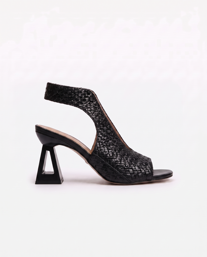 Vittoria | Eleganta flätade sandaler