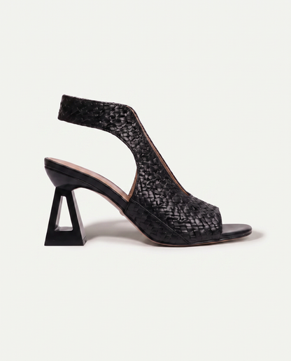 Vittoria | Elegantní pletené sandály