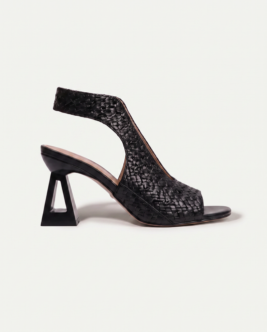 Vittoria | Elegantes sandalias trenzadas